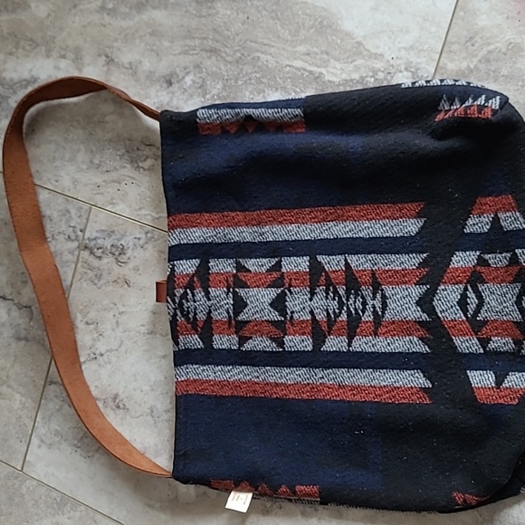 LITTLE ORANGE SCOOTER - Picture 5 of 8